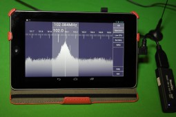 Nexus 7, RTL2832U Dongles, and SDR Touch